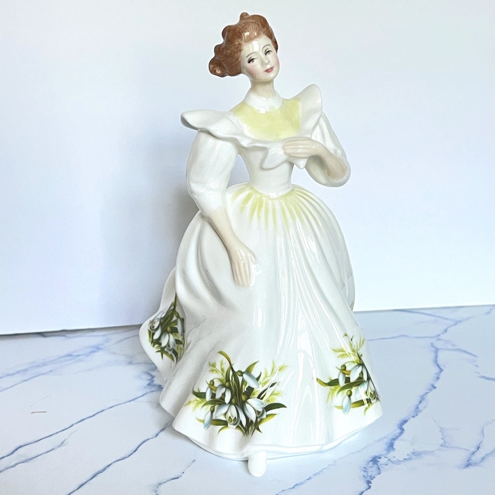 Royal Doulton Figure of the Month January Figurine HN 2697 England Bone China